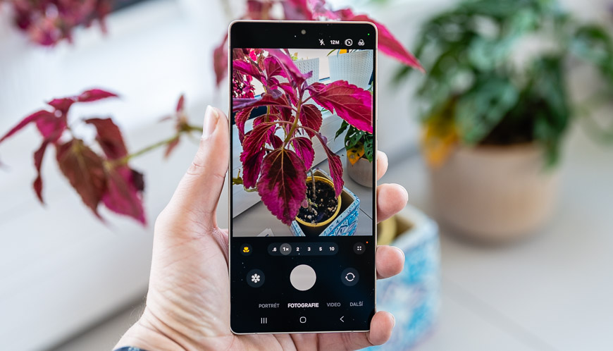 Recenze: Samsung Galaxy S25 Ultra – Volání (z) budoucnosti Samsung Galaxy S25 Ultra – pořízení snímku