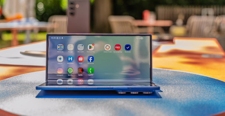 Ohromující Z Fold7, Z Flip7 i Watch8 s lunetou a AI. Samsung odhalil parádní novinky Galaxy Samsung Galaxy Z Fold7