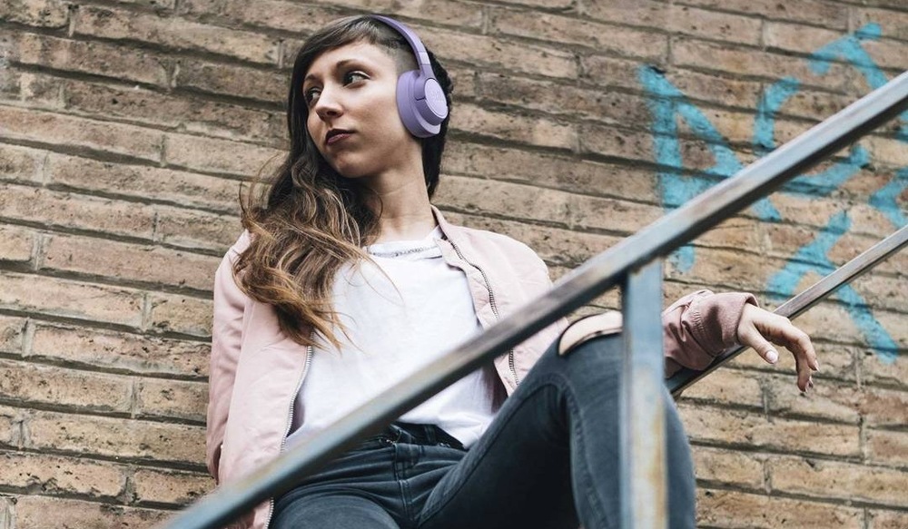 Průvodce technologiemi sluchátek JBL Sluchátka JBL