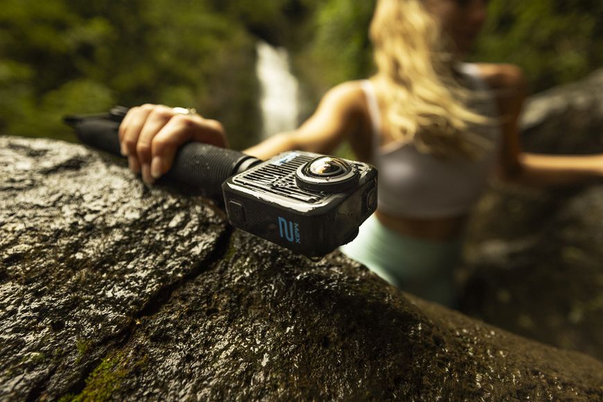 Představujeme nové kamery GoPro MAX2 a GoPro LIT HERO Akční outdoorová kamera GoPro MAX2 v terénu