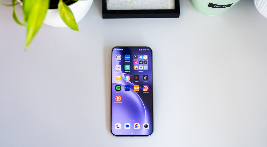 Recenze: Vivo X300 Pro – S králem zoomu určitě nešlápnete vedle vivo X300 Pro
