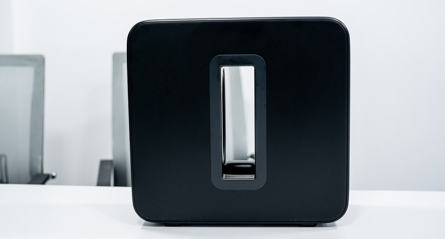 Recenze: Sonos Arc Ultra + Sub 4 – Prémiový zvuk, který promění váš obývák v kino Subwoofer Sonos Sub 4