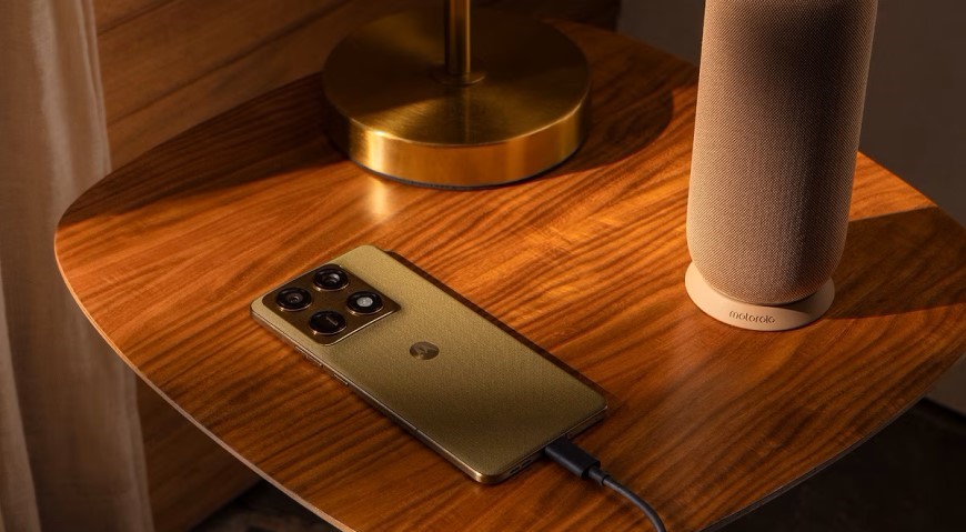 Nádherná Motorola Signature je venku! Novinka útočí na špičku výkonem, výdrží i designem
