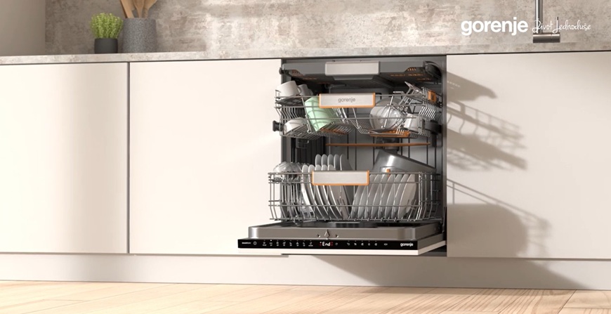 Objevte nové super tiché a úsporné myčky Gorenje z modelové řady G600 Vestavná myčka Gorenje z modelové řady G600 je zabudovaná v moderní kuchyni.