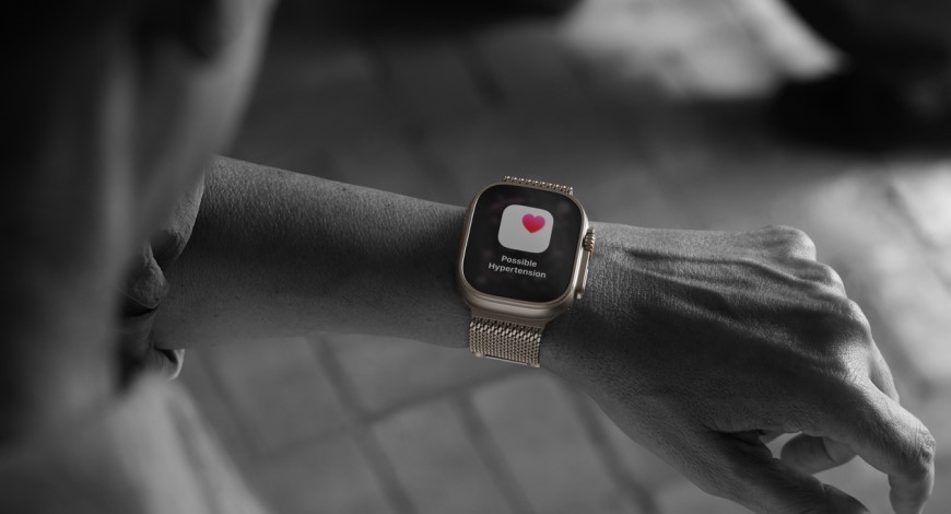 Proč si pořídit Apple Watch? Apple Watch Ultra 3 ukazující záznam o zdraví