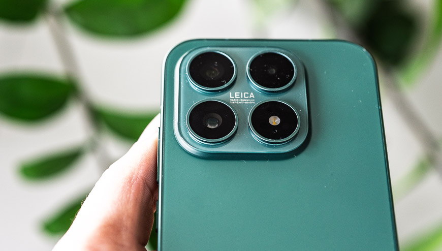 Detailní pohled na fotoaparát telefonu Xiaomi 17