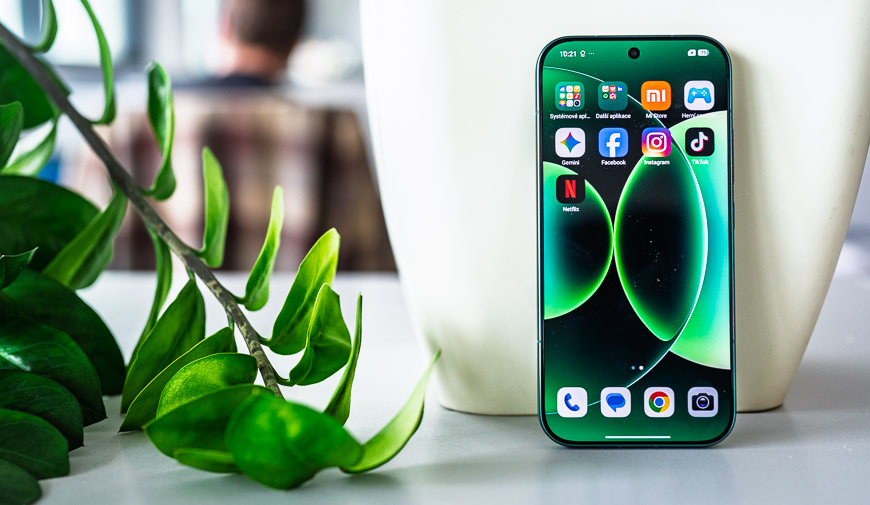 Displej s aplikace na mobilním telefonu Xiaomi 17 