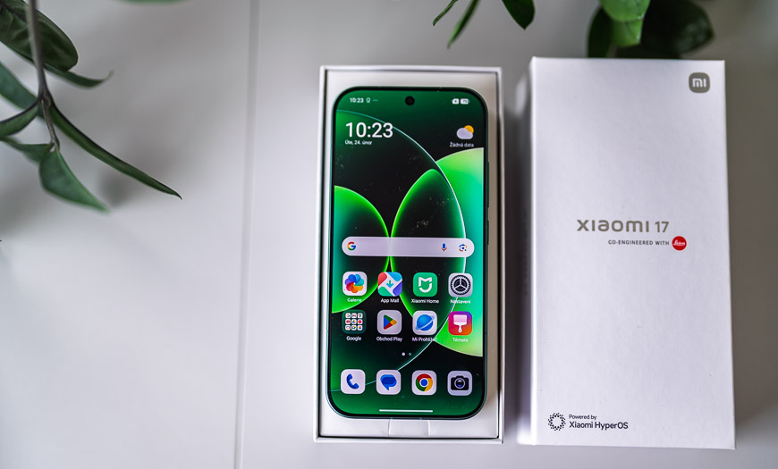 Mobilní telefon Xiaomi 17 v zelené barvě v originální krabičce