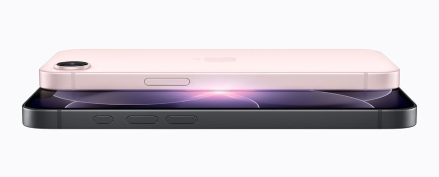 Týden Apple novinek zahájen! Nový iPhone 17e přináší za stejnou cenu o třídu lepší výbavu iPhone 17e v růžové a černé barvě