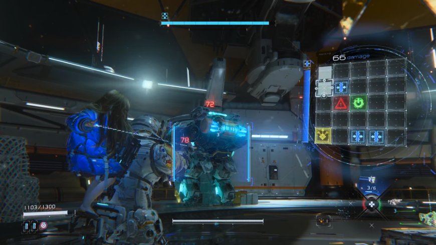 Screenshot z dema hry Pragmata - souboj Hugha a Diany s robotem, detail hackovací mechaniky