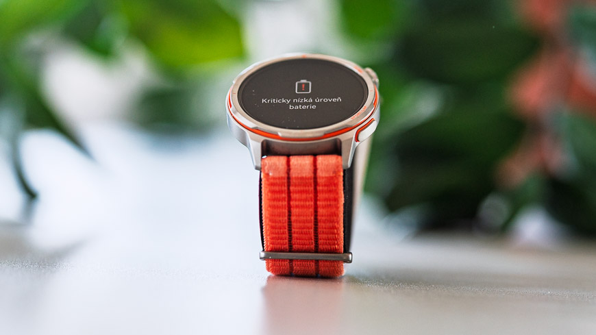 Huawei Watch GT Runner 2 ukazují aktuální stav baterie