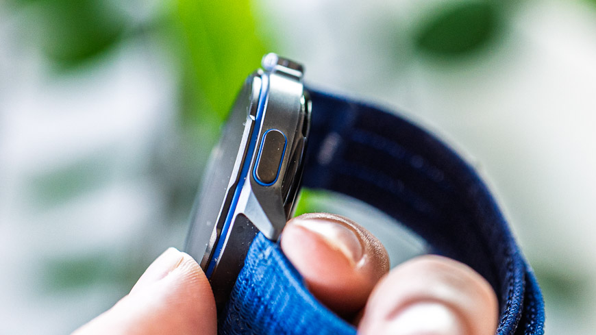 Huawei Watch GT Runner 2 z boční strany