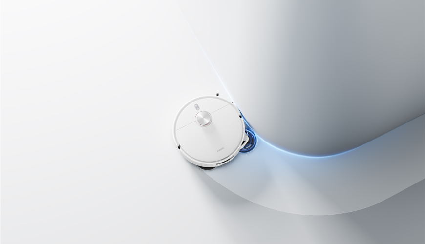 Robotický vysavač Xiaomi Robot Vacuum H50 Pro vysává bezchybně zaoblené rohy v místnosti