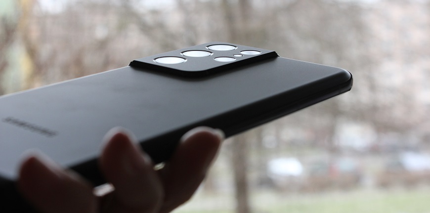 Recenze Samsung Galaxy S21 Ultra 5G: Vlajková loď sbírá ovace S21_Ultra_5G_3