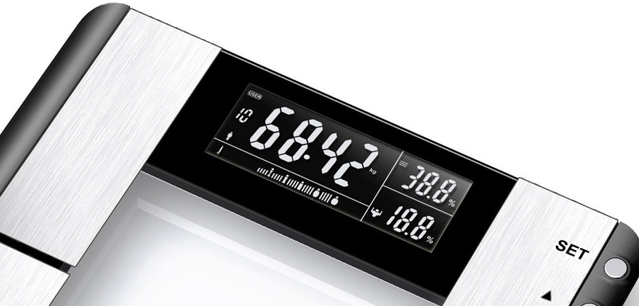Jak vybrat osobní váhu? Digitální váha zobrazující váhu 68,42 kilogramů