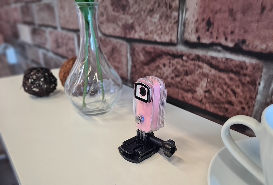 Recenze SJCAM C100: Dobrodružství pod palcem outdoorová kamera SJCAM 100