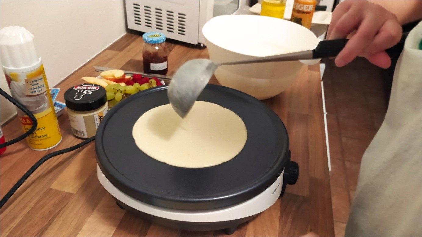 Recenze palačinkovače GZ 605: Palačinky na tisíc způsobů Palacinkovac_Guzzanti_GZ605-04