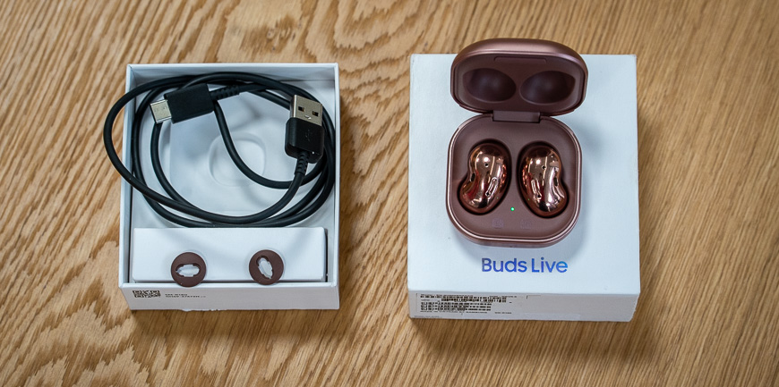 Recenze sluchátek Samsung Galaxy Buds Live: Šperky v uších Samsung Galaxy Buds Live