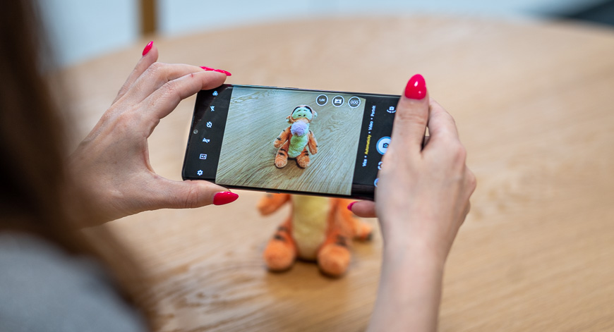 Recenze TCL 10Pro: Displej jako z televize 21_TCL_10_PRO