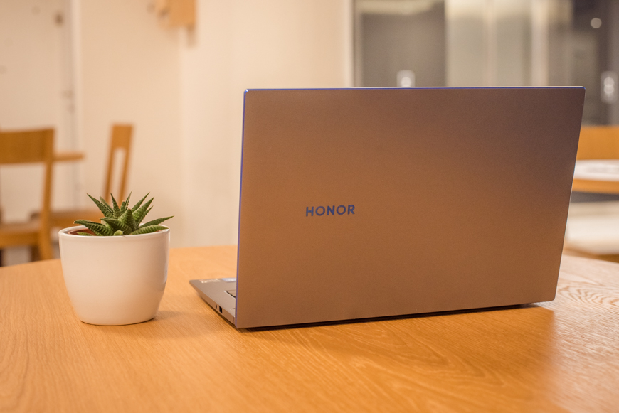 Recenze notebooku Honor MagicBook: perfektní kompromis honor_magicbook