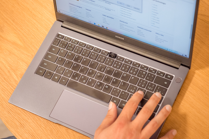 Recenze notebooku Honor MagicBook: perfektní kompromis honor_magicbook