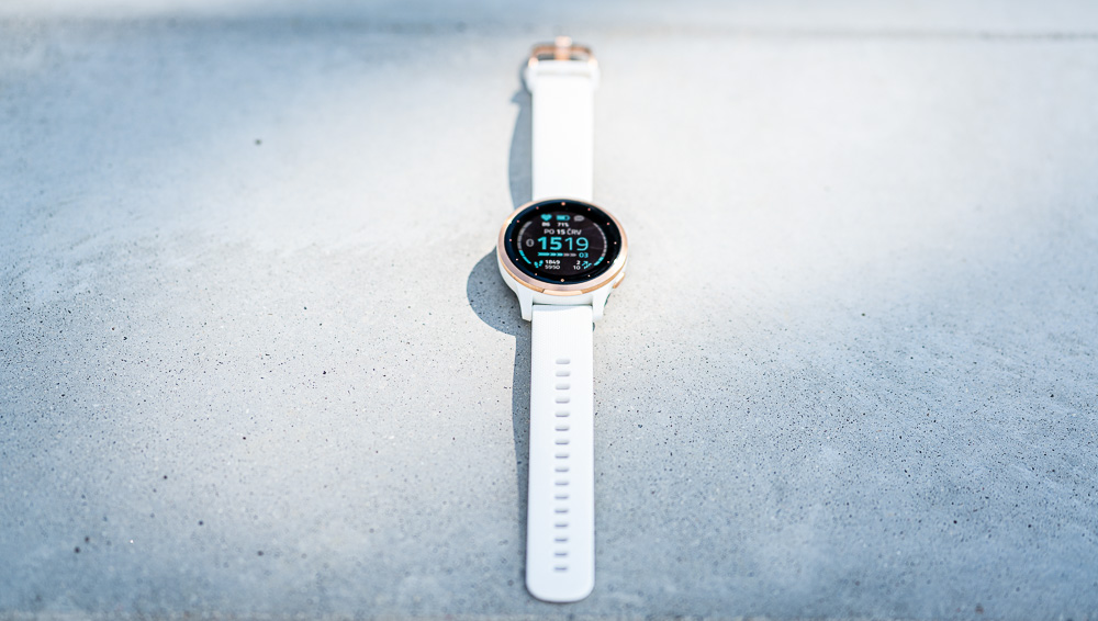 Recenze Garmin vívoactive 4S – elegantní hodinky do fitka i do divadla Garmin_Vivoactive_4_14