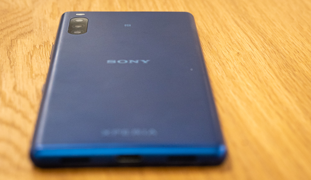 14_Sony_Xperia_L4