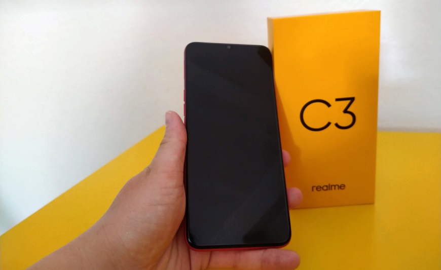 Recenze Realme C3: Vysoký výkon za lákavě nízkou cenu Realme_C3-02