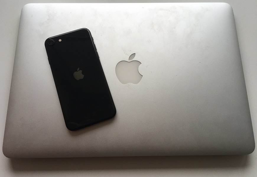 Recenze iPhone SE: Všechno, co milujete, jen v menším balení iPhone_SE_04