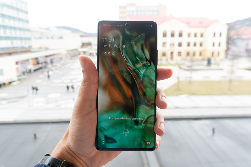 02_Samsung_Galaxy_S10_Lite