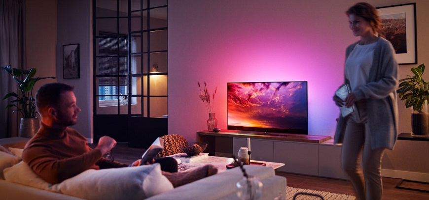 Televize? Jedině Ambilight. Od Philips TV_Philips_s_Ambilight_03
