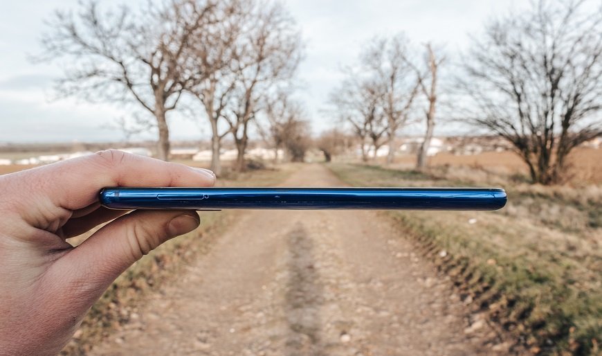 Xiaomi Mi 9 Lite – nablýskaný sympaťák ze střední třídy Xiaomi Mi9 Lite