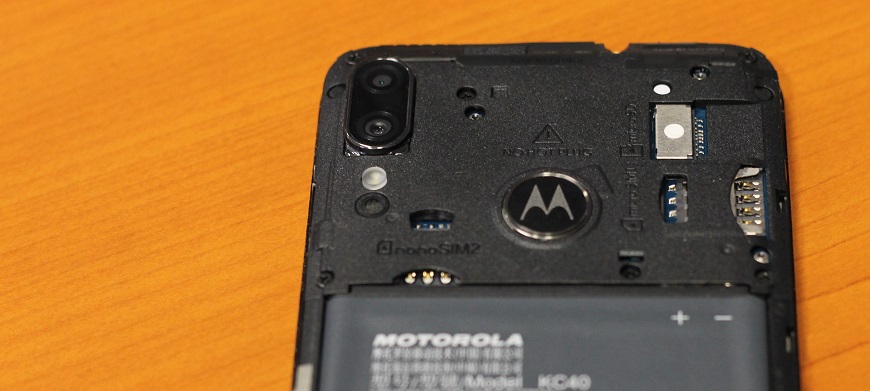 Recenze smartphonu Motorola E6 Plus: Kvalita pro nenáročné? Motorola E6 Plus