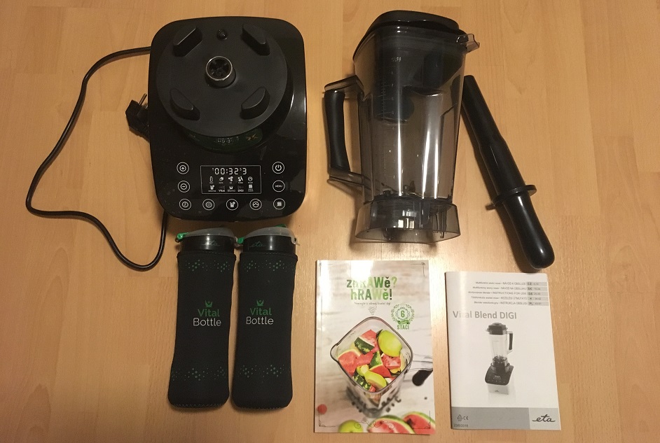 Recenze stolního mixéru ETA Vital Blend 1100: Nepřehlédnutelný král kuchyně stolní mixér ETA Vital Blend 1100