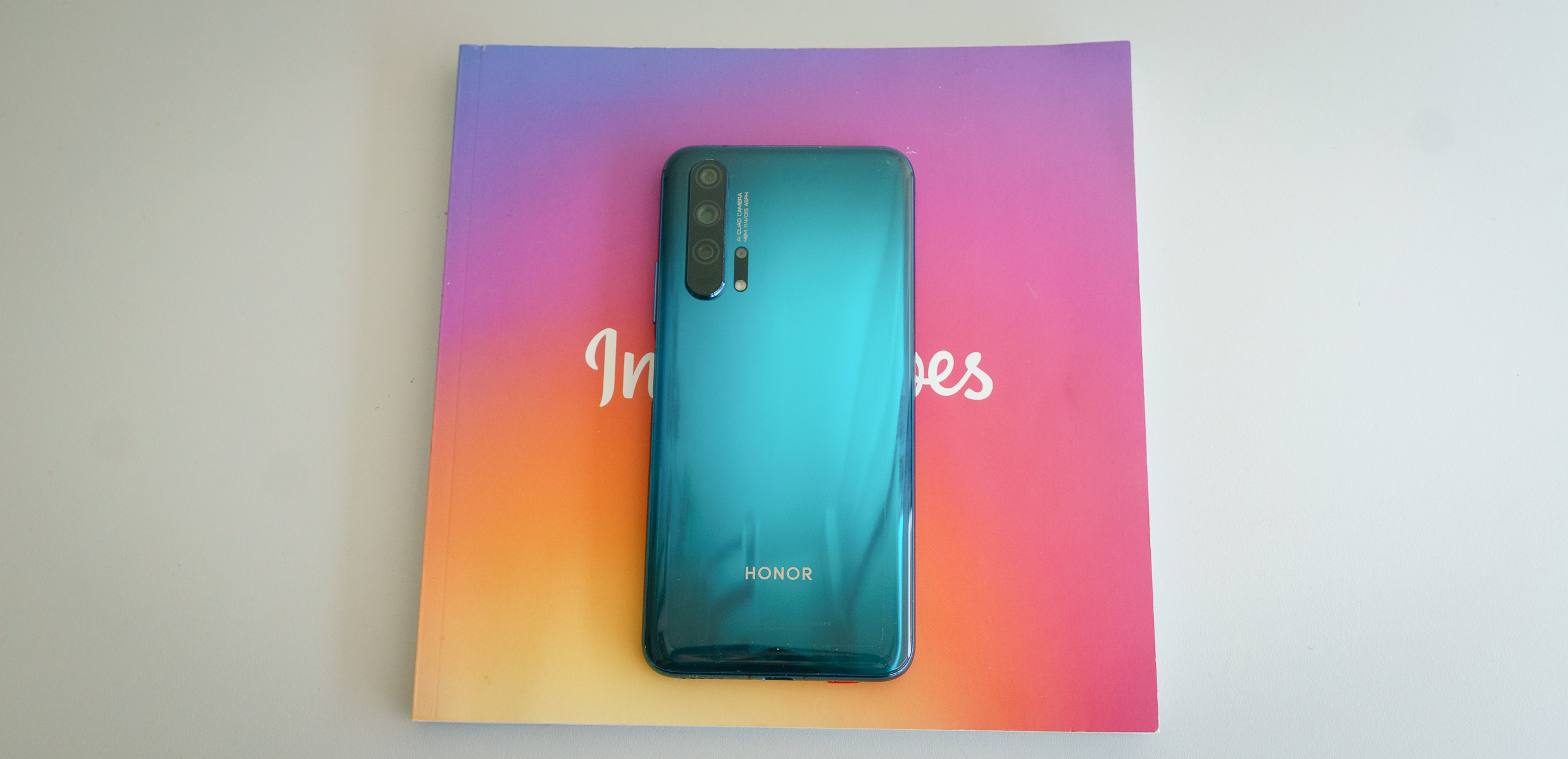 mobilní telefon Honor 20 Pro
