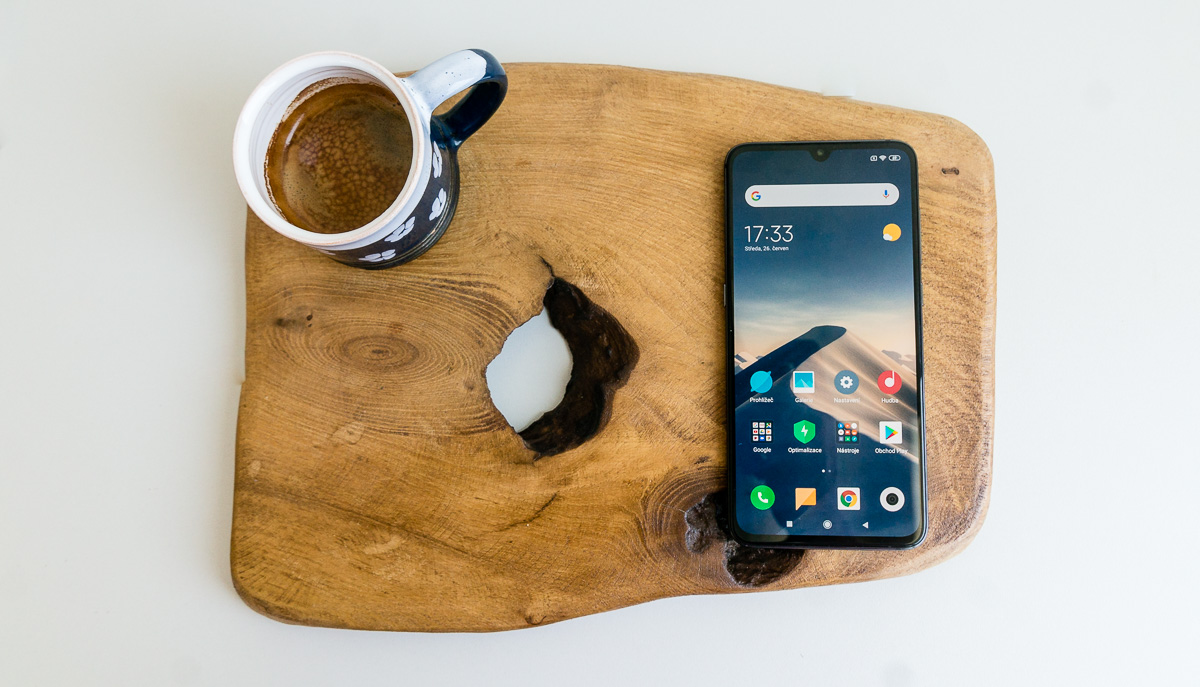 Recenze Xiaomi Mi 9: TOP smartphone za výbornou cenu mobilní telefon Xiaomi Mi 9