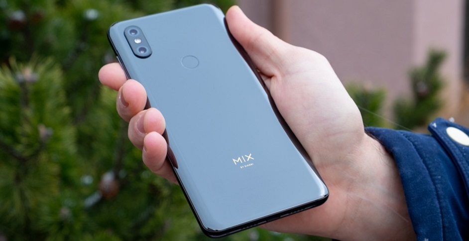 Recenze: Xiaomi Mi Mix 3 je unikátní mobil s výsuvnou konstrukcí zada_Xiaomi_Mi_Mix_3