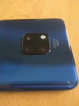 Trojitý fotoaparát Huawei Mate 20 Pro