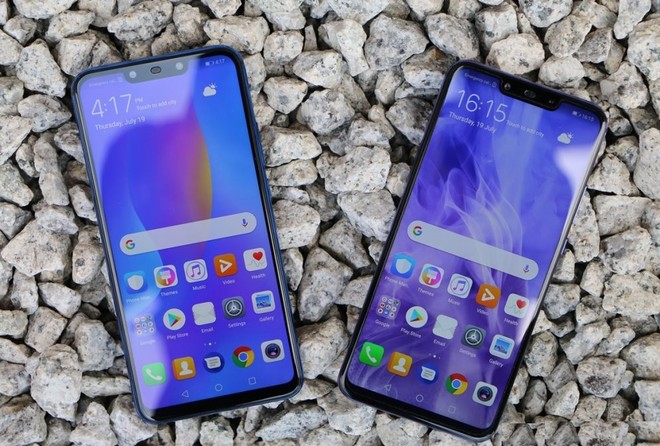Mobilní telefon Huawei Nova 3i