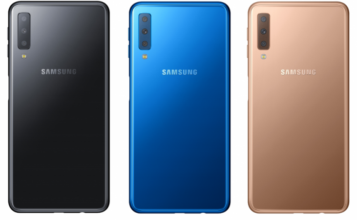 Samsung představil Galaxy A7 s trojitým fotoaparátem Samsung Galaxy A7 ve třech barvách