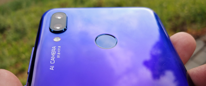 Recenze Huawei nova 3: Krasavec s parádním výkonem Smartphone Huawei nova 3