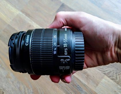 Canon EOS 2000D