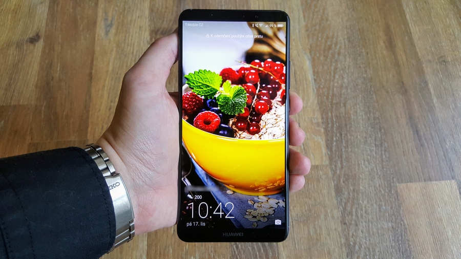 Huawei Mate 10 Pro: Král (nejen) mezi obry Huawei Mate 10 Pro