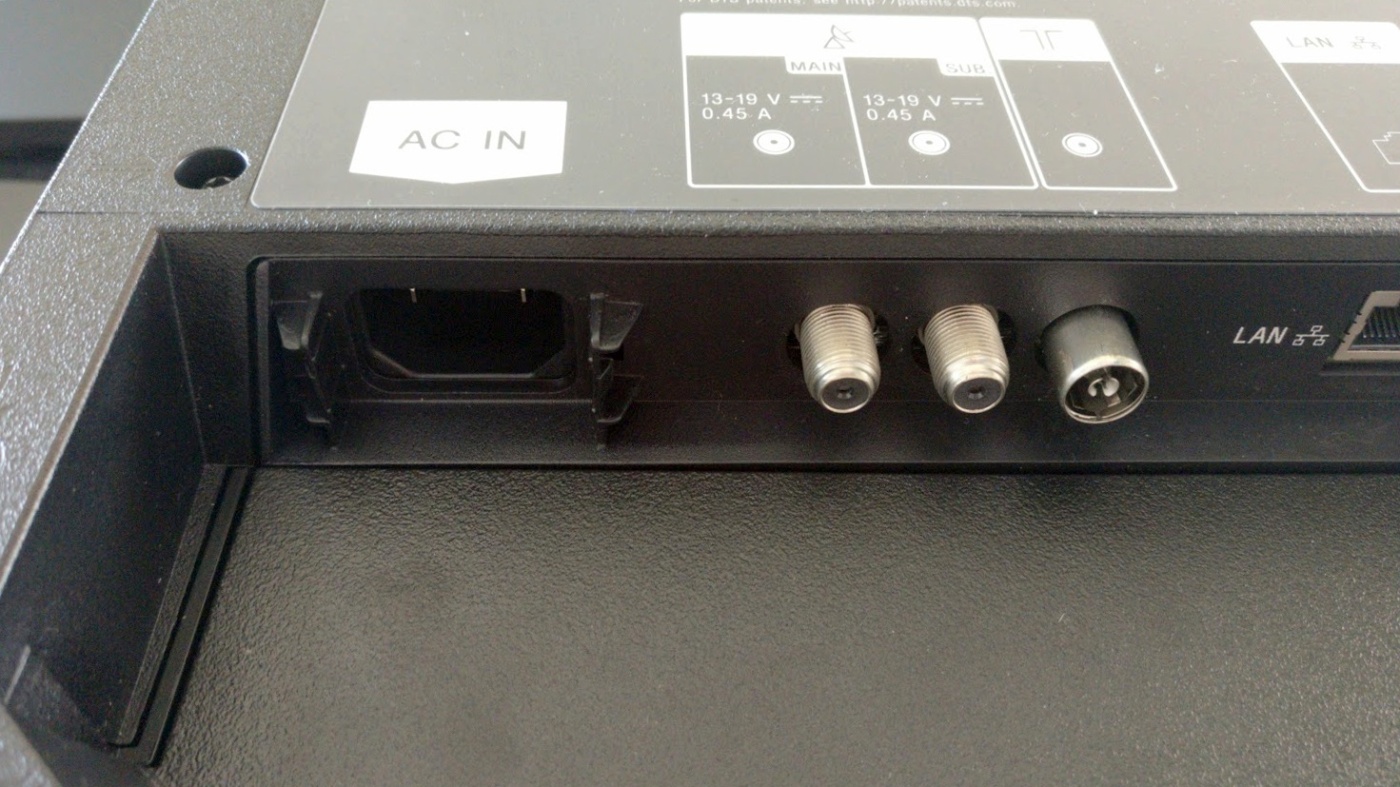 Recenze Sony Bravia KD-55A1: Hraje to na obě strany Sony Bravia KD-55A1