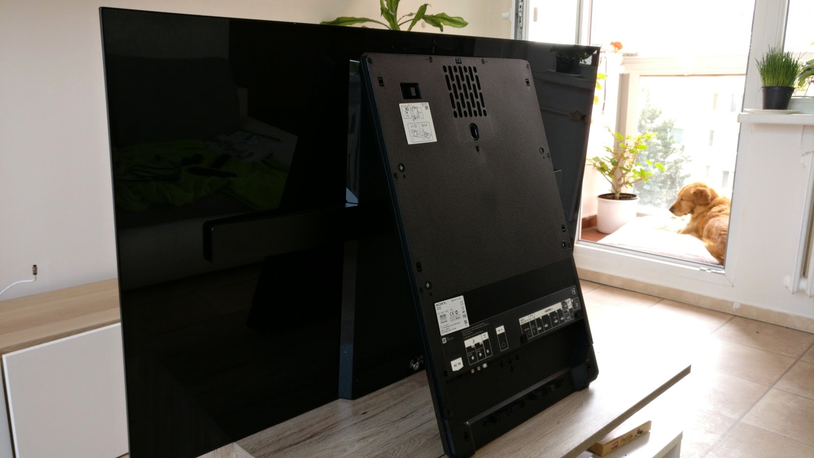 Recenze Sony Bravia KD-55A1: Hraje to na obě strany Sony Bravia KD-55A1