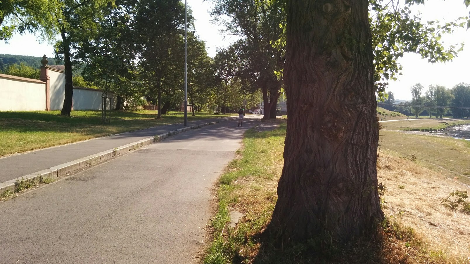 Trojská cyklostezka