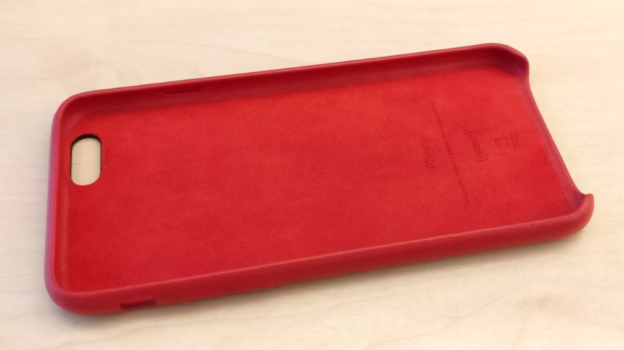 iPhone 7 (PRODUCT)RED jde do boje s AIDS iPhone PRODUCT(RED)