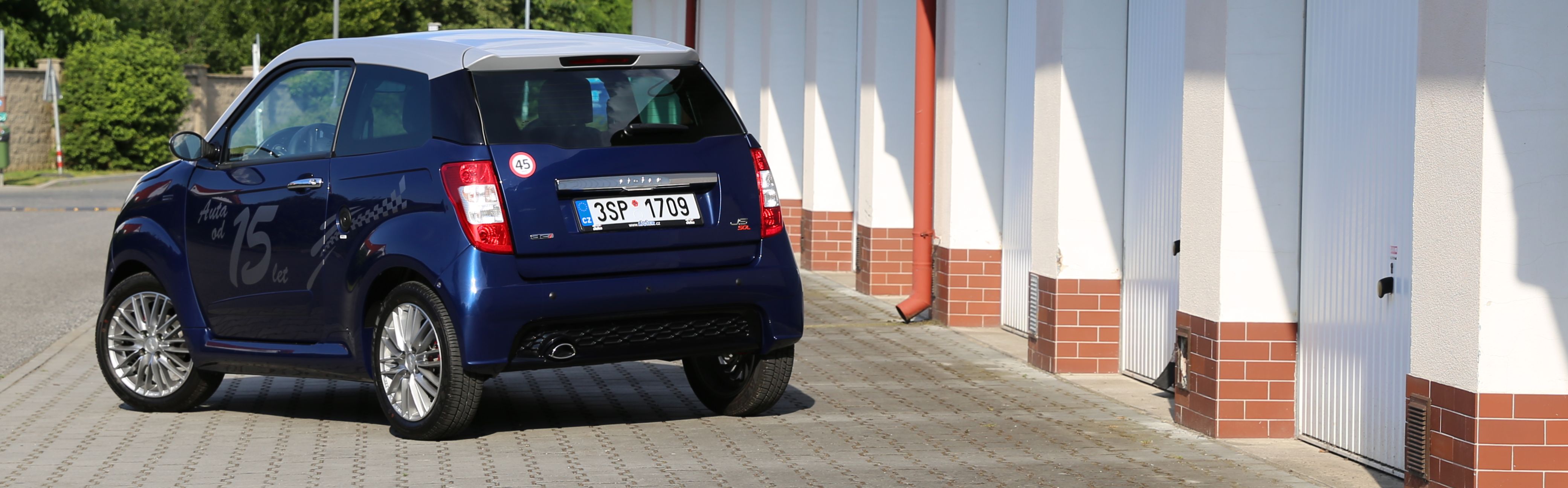 Ligier JS50L: Vyhraj káru pro patnáctiletý