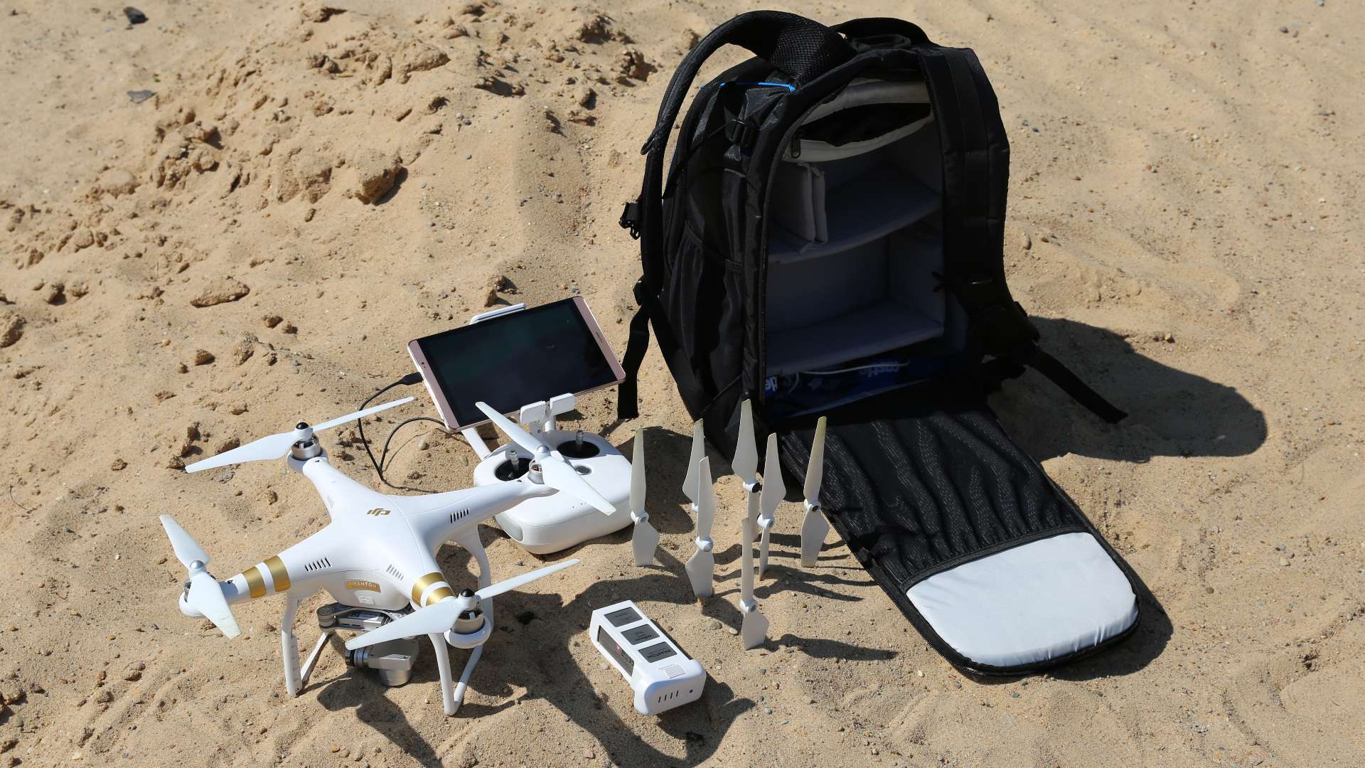 Recenze DJI Phantom 3 Pro: opravdu dobrý dron Recenze DJI Phantom 3 Pro: opravdu dobrý dron