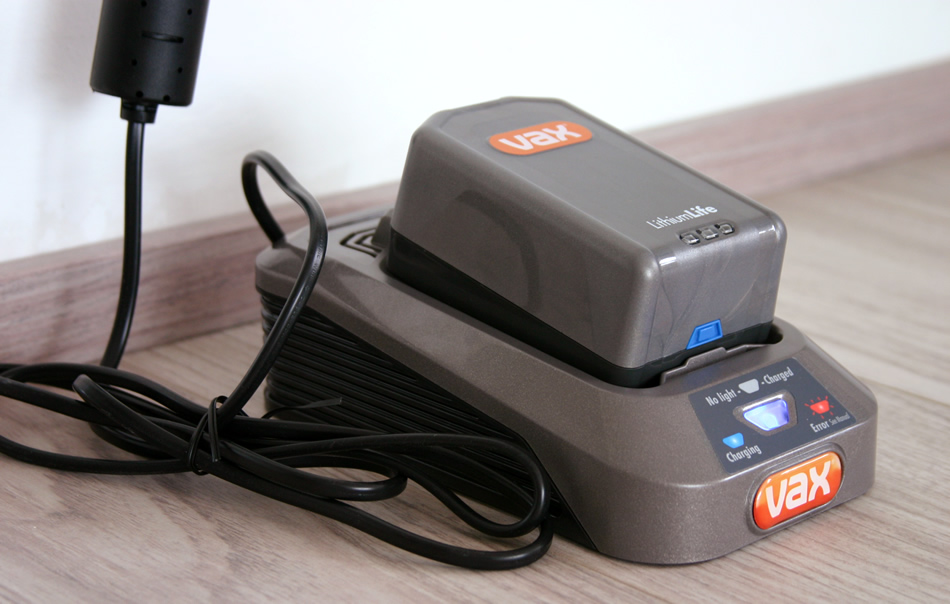 Recenze Vax Floormate Cordless: zahoďte mopy!